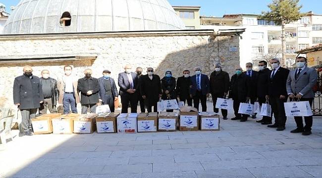 Batallgazi Belediyesi,10 Bin Çocuğa Yardım Eli Uzattı