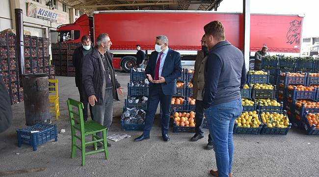 Sadıkoğlu, Sebze Meyve Komisyoncularını Ziyaret Etti