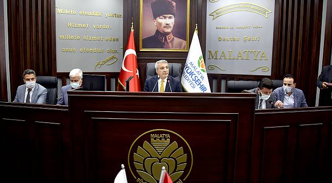 Büyükşehir Meclisi,Erdem Başkanlığında Önemli Kararlar Aldı