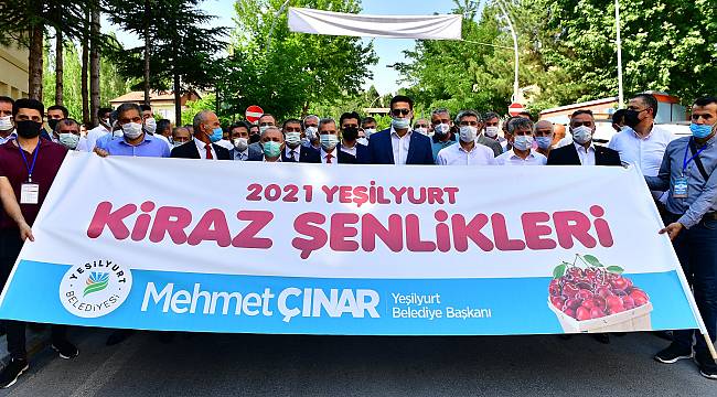 Yeşilyurt'ta Tarihi Buluşmaya Yoğun İlgi