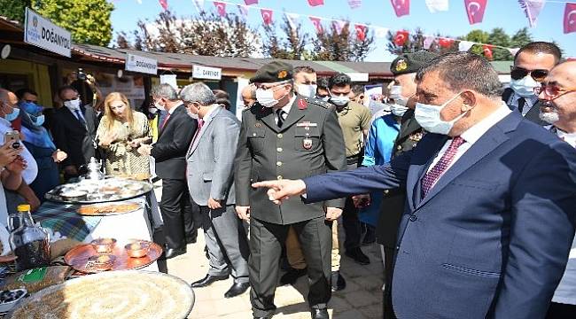 Malatya'da Yöresel Tatlara Ve Yemeklere Yoğun İlgi