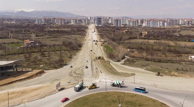 35 Metrelik Yolda Üst Yapı Çalışmaları Başladı