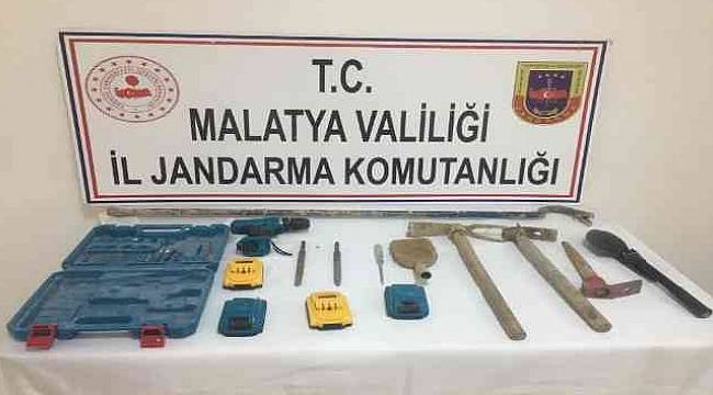 Malatya'da Jandarma'dan İzinsiz Kazıya Operasyon