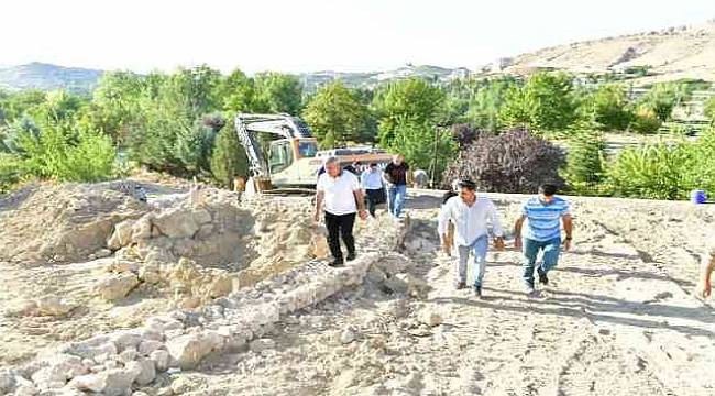 Yeşilyurt'ta Ulaşım Konforlu Hale Getiriliyor 