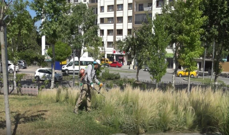 Malatya’da Parkların Bakım ve Onarımları Sürüyor