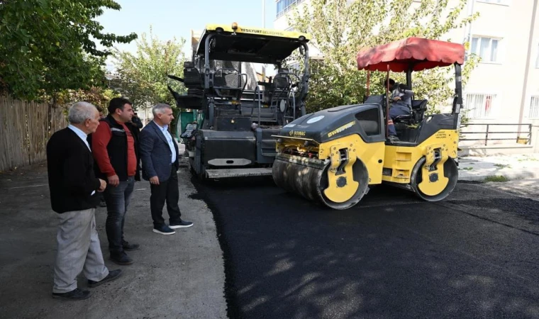 Yeşilyurt’ta Yol Çalışmaları Sürüyor