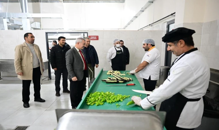 Yeşilyurt Yemek Fabrikası Hizmet Vermeye Başladı