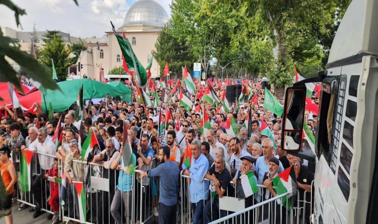 Malatya’da,Gazze Mitingine Yoğun Katılım