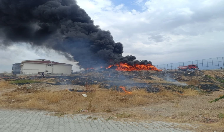 Malatya’da Hurdalık Alanda Yangın