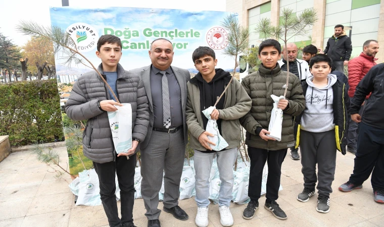 Yeşilyurt Belesiyesi’nden Doğa Gençlerle Canlanıyor Projesine Destek