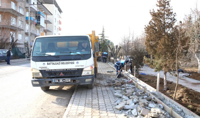 Battalgazi’de Yeşil Alanlar Yenileniyor