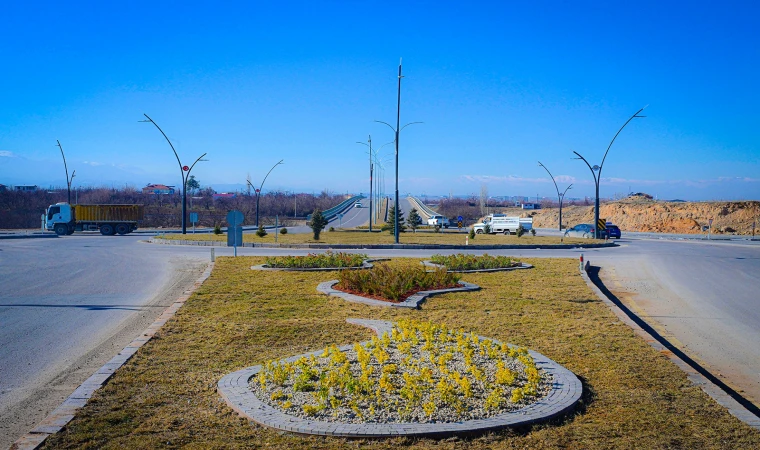 Malatya Büyükşehir’de Peyzaj ve Yeşillendirme Çalışmaları Sürüyor