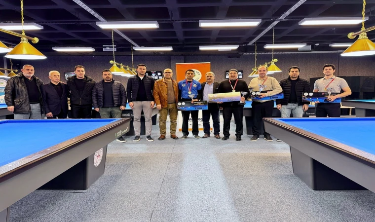 Yeşilyurt’ta Bilardo Turnuvasında Dereceye Girenler Ödüllendirildi