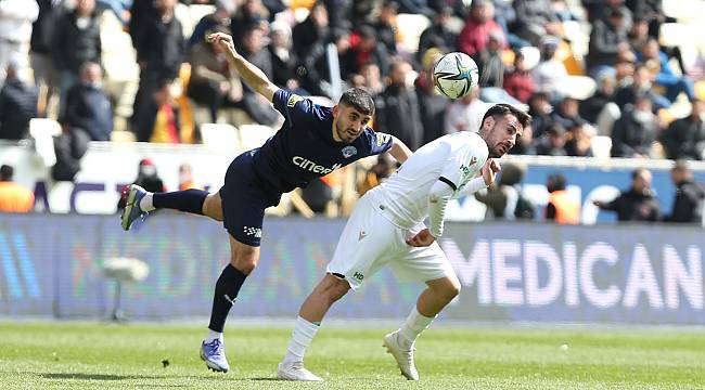 Yeni Malatyaspor Evinde Paşa Paşa Mağlup 2-0