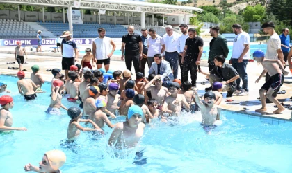 Başkan Taşkın, ‘Gençlerimizin Yanındayız’