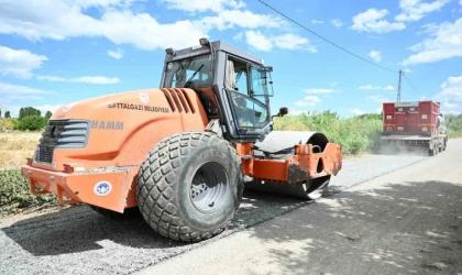 Battalgazi Belediyesi’inde Asfalt Çalışmaları Devam Ediyor