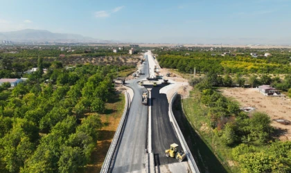 Malatya Kuzey Kuşak Yolunun Son Etabında Asfaltlama Çalışması Yapılıyor